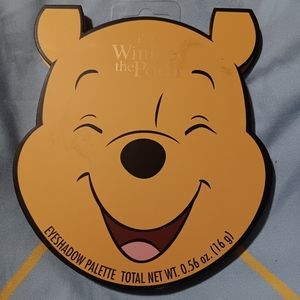 Disney Winnie the Pooh Eyeshadow Palette NEW 12 Shades & Mirror